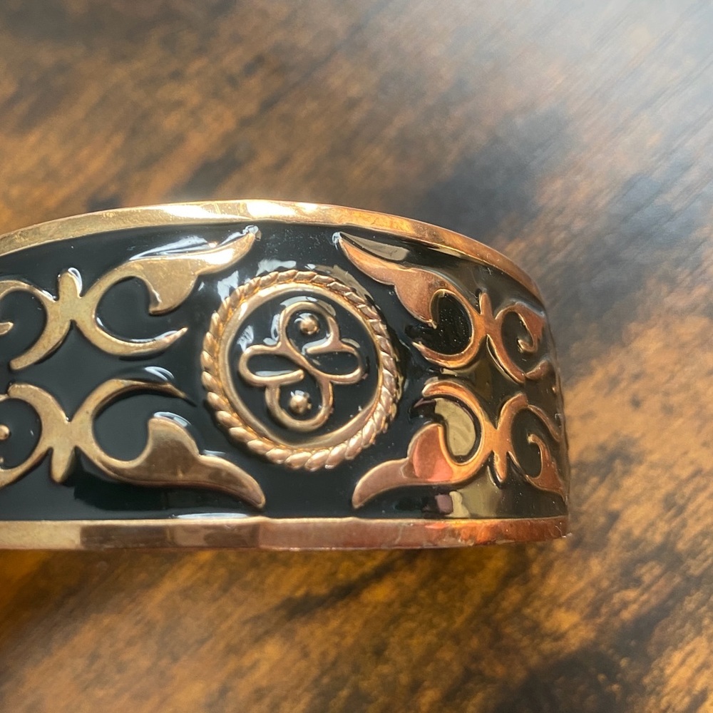 Metal Bangle Bracelet